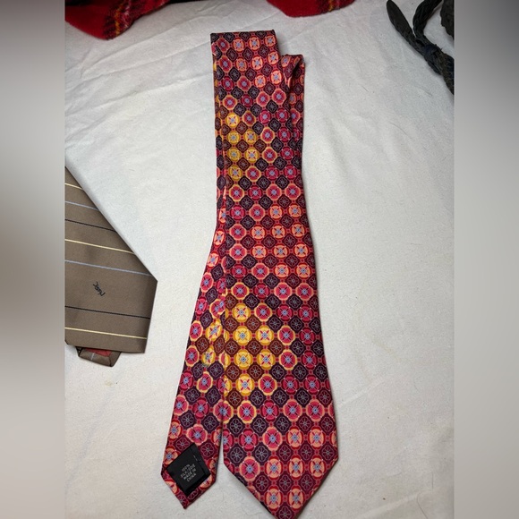 Geoffrey Beene Multi colored Especially soft Silk Tie Pink Orange Red - Picture 2 of 10
